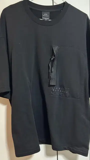 Armani Exchange 블랙 T셔츠 L 사이즈