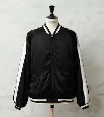 WAIPER.inc SOUVENIR JACKET / 수베니어 자켓