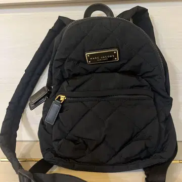 MARC JACOBS 마크제이콥스 퀼팅 미니 백팩