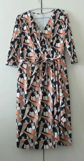 미사용 새상품 크로스플러스 원피스 38size(M)