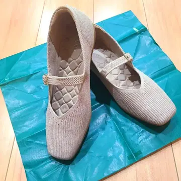 VIVAIA 사이즈 41 26cm 베이지 플랫슈즈 스트랩 포함