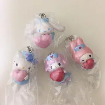 간호사 스윙 마스코트 키티 가챠 시나모롤 시나몬 피아노