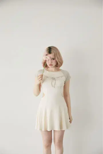 앤드마리 Mary 로고 플레어 미니 드레스