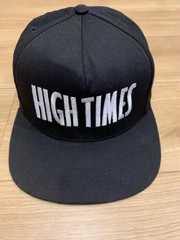 HUF HIGH TIMES 스냅백 캡