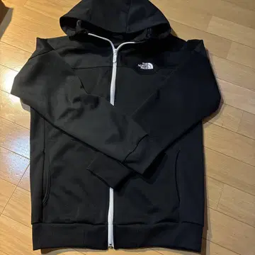 새상품급 THE NORTH FACE 블랙 후드 부착 후드티