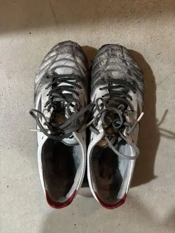 모렐리아 네오 4 JAPAN 25.5cm