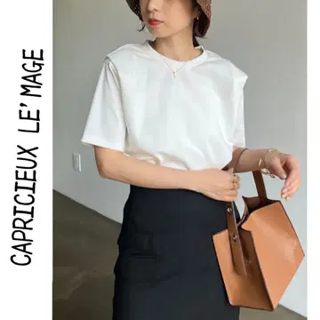 CAPRICIEUX LE'MAGE 패드 들어간 턱 슬리브 T셔츠