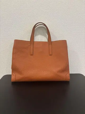 오렌지 가죽 토트백
