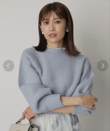 아푸와이저 리셰 펄 넥 크롭 니트