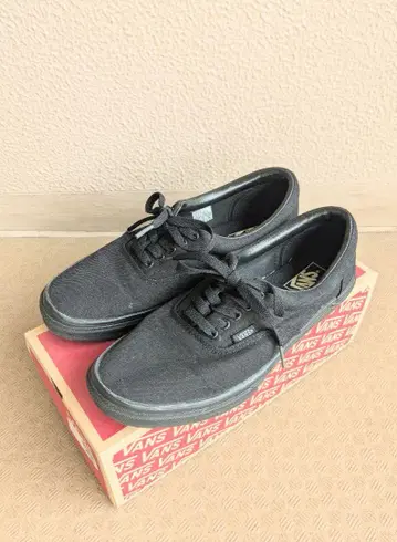VANS 오센틱 올 블랙 스니커즈 28cm