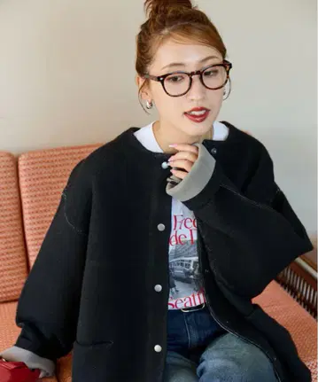 프릭스스토어 안쪽 배색 니트 가디건