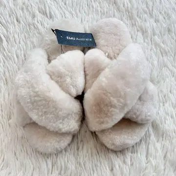 새상품 EMU Australia 퍼 샌들 룸슈즈 보아 24cm