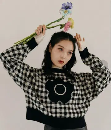 마리콴트 PUBLUX 자카드 니트 상의 데이지 체크