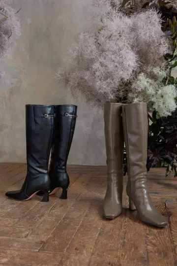 Herlipto Back Bit Knee Boots 37