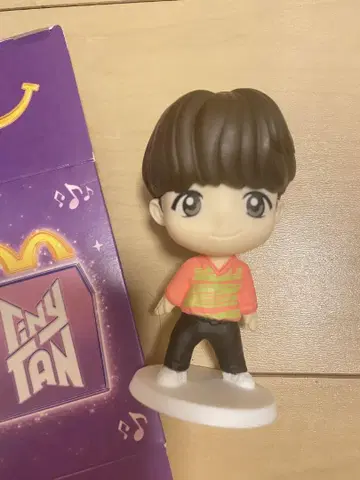 맥 TinyTAN 진 피규어 약 10cm