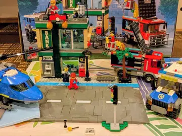 LEGO 60317 은행 강도 세트