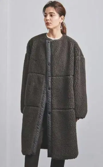 HYKE 롱 보아 코트