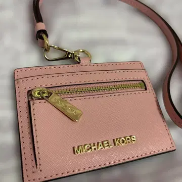 MICHAEL KORS 마이클코어스 패스 케이스