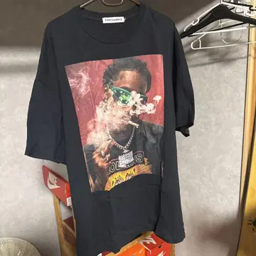 FIRSTSAMPLE 위드 칼리파 T셔츠 블랙