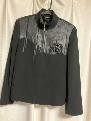 VALENZA SPORTS 블랙 자켓 스팽글 사이즈 40
