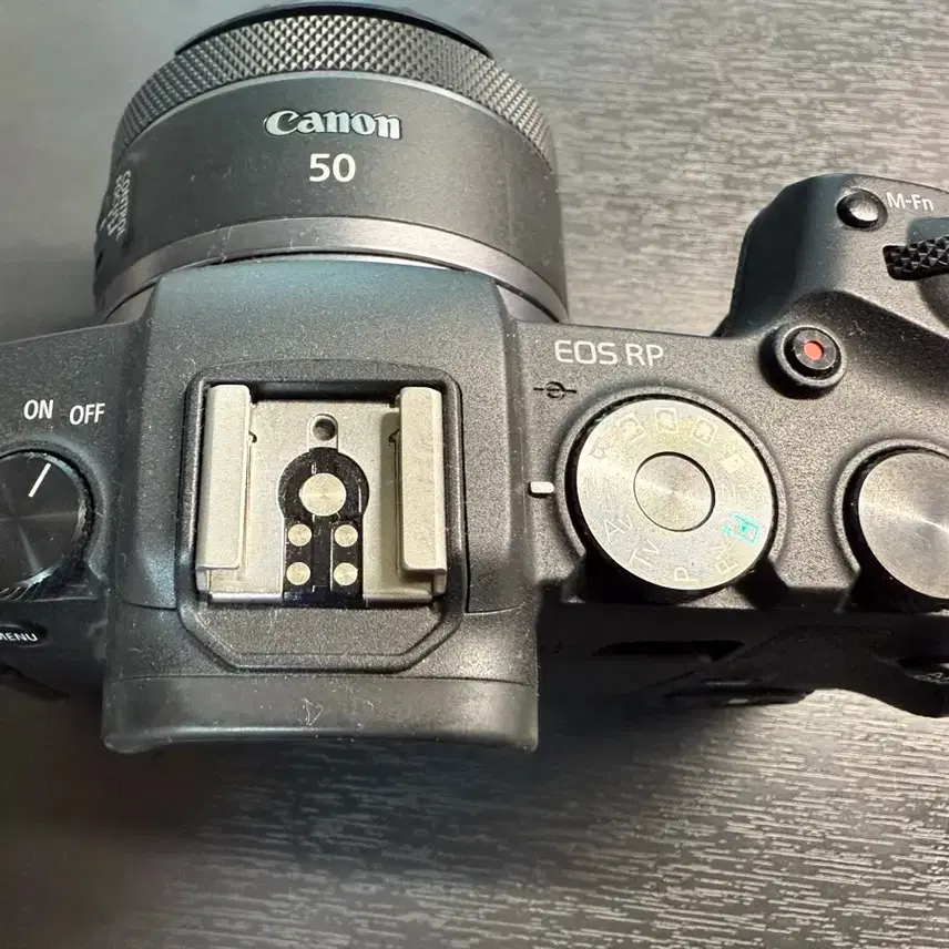 캐논 EOS RP 카메라 + RF 50mm 렌즈