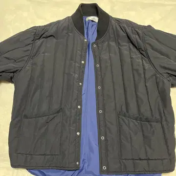 가을 상품 필수! UNIVERSAL STYLE WEAR 퀼팅 자켓 블랙