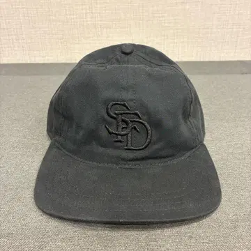 사사프라스 어반 리서치 도어스 별주 SFD 로고 캡