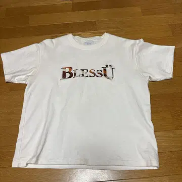 Blessu White Tshirt 카모 무늬