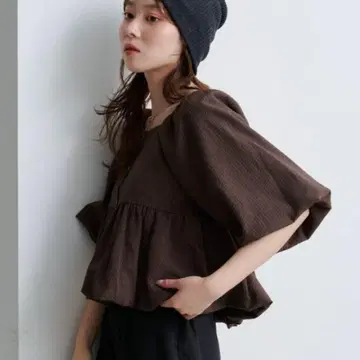 이번 시즌 Kastane 벌룬 7분 소매 블라우스 미스틱