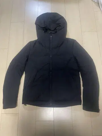 어태치먼트 attachment 스트레치 타프타 다운 자켓