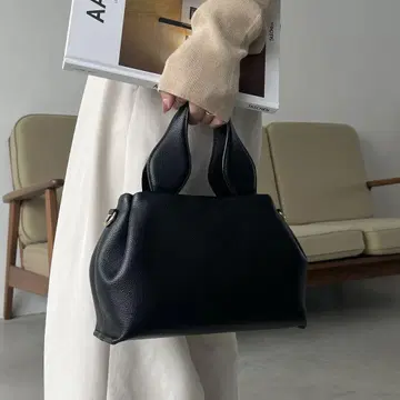 CAPRICIEUX LE'MAGE 라운드 미니 보스턴 백