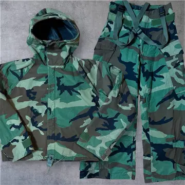 Us Army Chemical Protective Coat 셋업