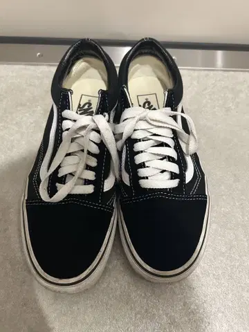 VANS 블랙 스니커즈
