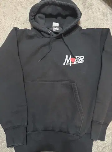 MOBB 블랙 후드 부착 후드티