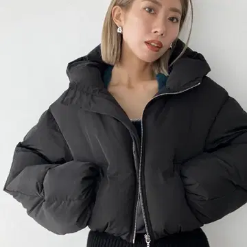EMODA 숏 볼륨 퍼프 다운