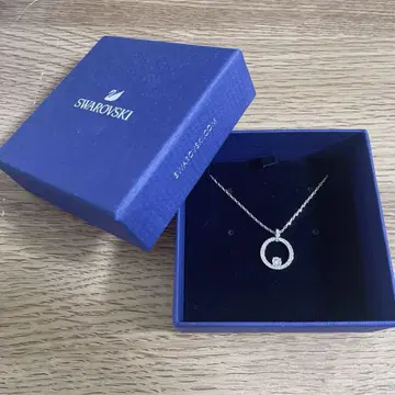 SWAROVSKI 펜던트
