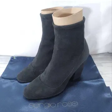 미사용에 가까운! sergio rossi 스웨이드 청키힐 부츠 37