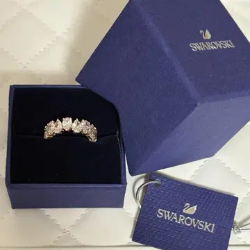 SWAROVSKI Matrix Vittore 반지 페어컷