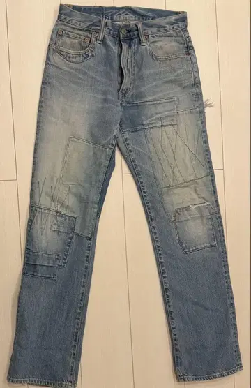 BLUE BLUE 할리우드 런치마켓