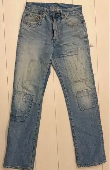 BLUE BLUE 할리우드 런치마켓