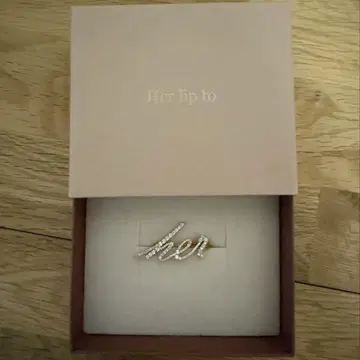 Her lip to 크리스탈 브로치