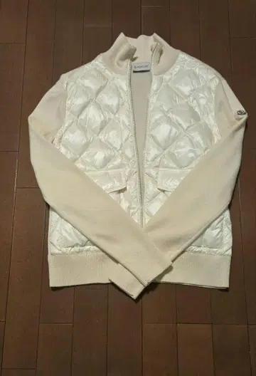 MONCLER 니트 다운 여성용 택 포함 미사용 새상품