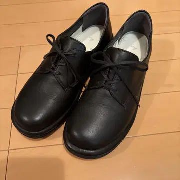 ing 블랙 가죽 로퍼