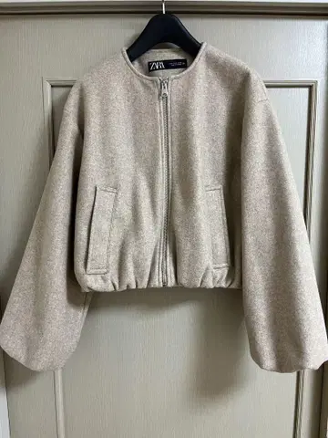 ZARA 집업 숏 기장 자켓