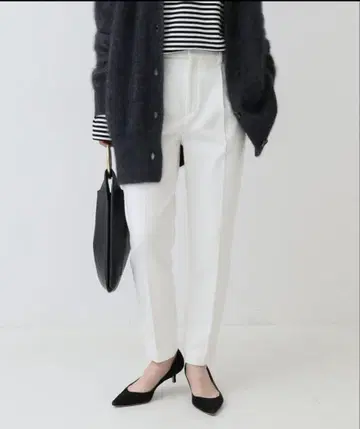 [ Spick and Span ] 양면 기모 테이퍼드 팬츠