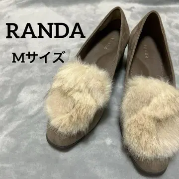 새상품급 RANDA 란다 퍼 포함 펌프스 청키힐 스웨이드