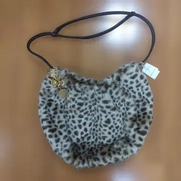 tsumori chisato CARRY 레오파드 무늬 숄더백