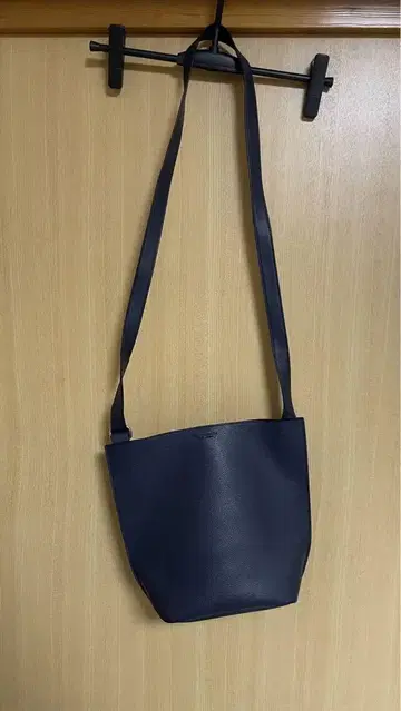 BEAUTY&YOUTH UNITED ARROWS 가죽 숄더백