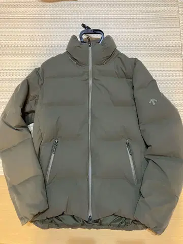 다운 자켓 M 올리브 그린