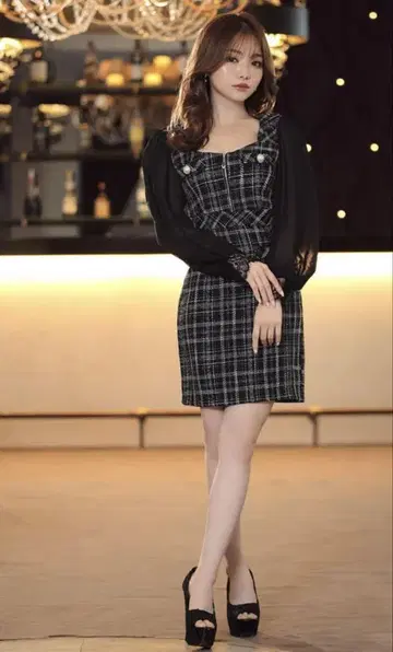 시스루 소매 블랙 계열 체크 타이트 드레스 데이지 스토어 L 사이즈